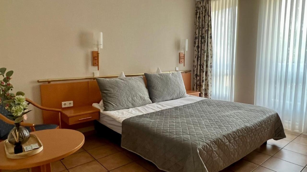 Hotel Victoria Dinslaken Kültér fotó