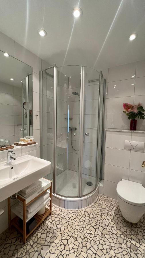 Hotel Victoria Dinslaken Kültér fotó