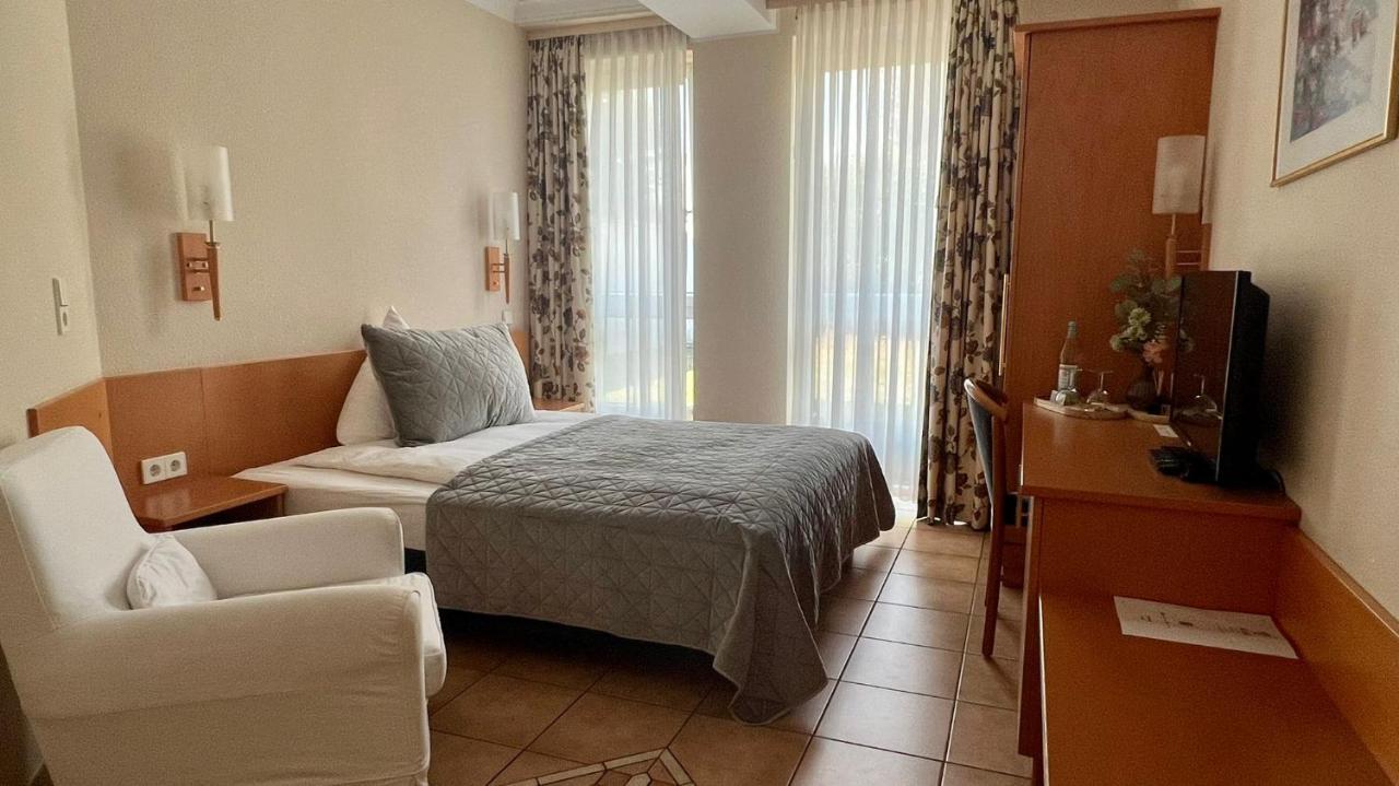Hotel Victoria Dinslaken Kültér fotó