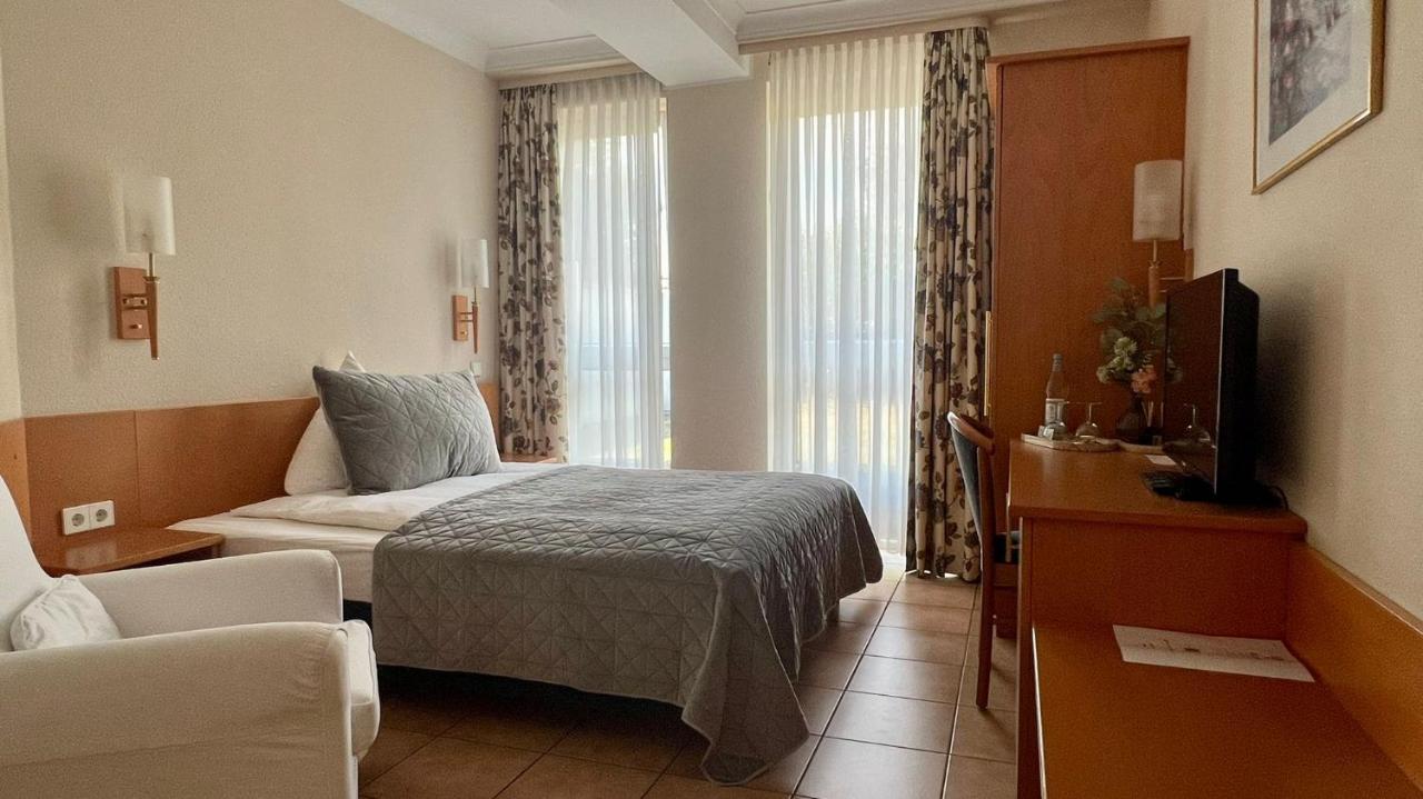 Hotel Victoria Dinslaken Kültér fotó