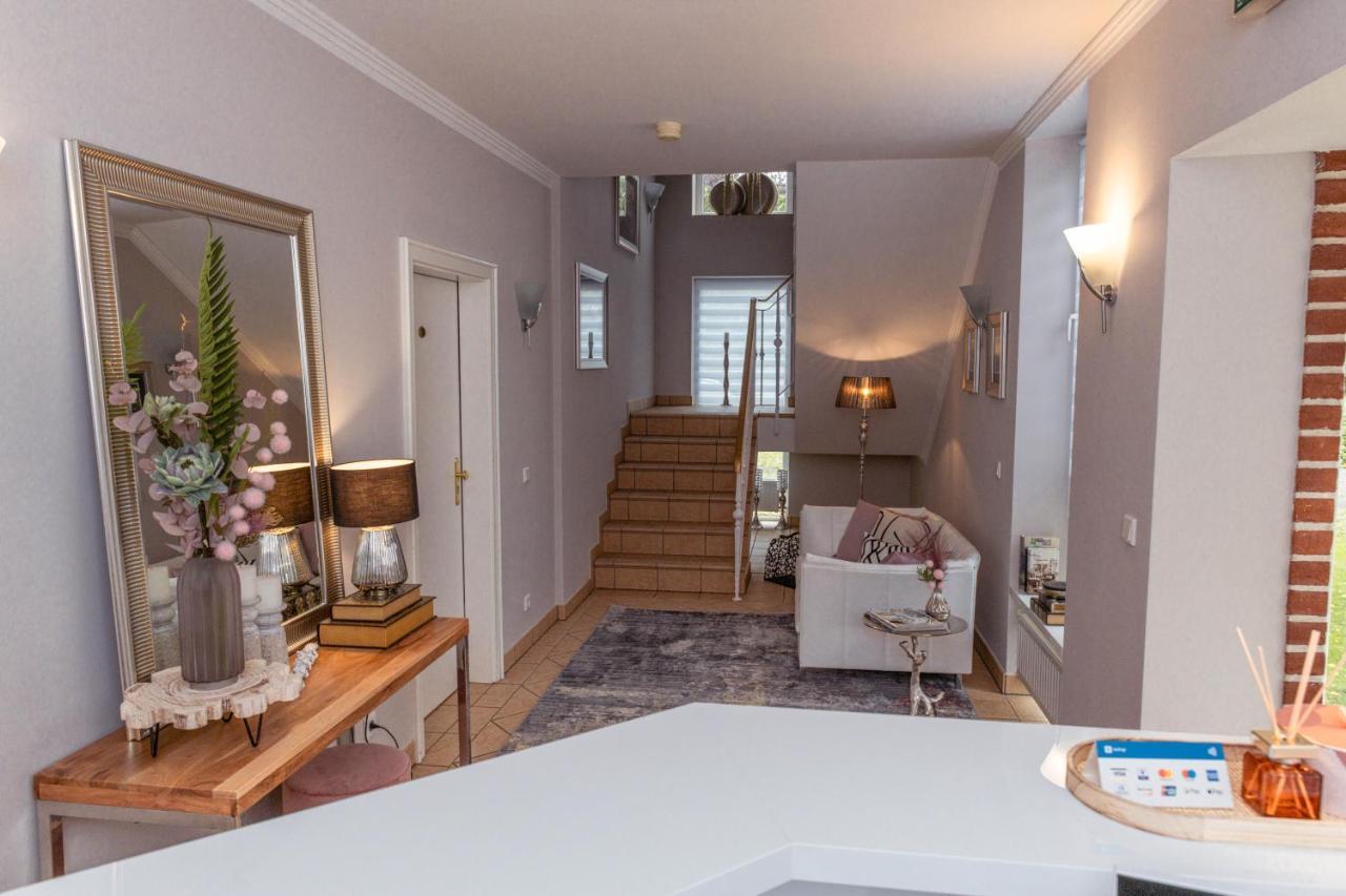 Hotel Victoria Dinslaken Kültér fotó